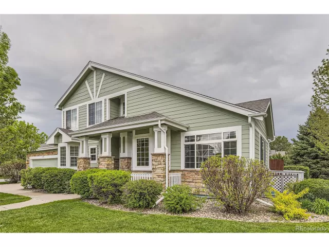 MLS: 2763865 Condo For Sale