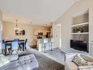 Photo #3: 2764578 Listing 