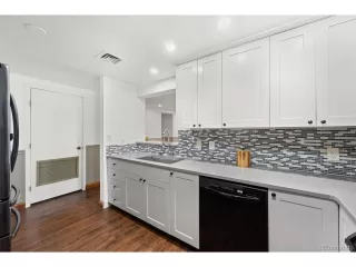 Photo #3: 2765839 Listing