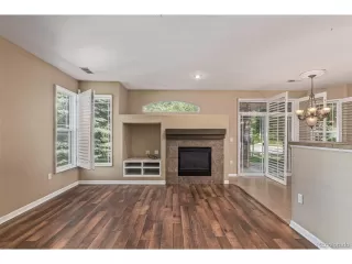 Photo #5: 2770770 Listing