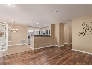 Photo #6: 2770770 Listing