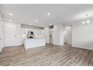 Photo #3: 2772074 Listing