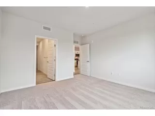 Photo #6: 2772074 Listing