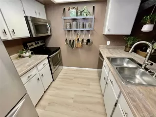 Photo #5: 2772955 Listing