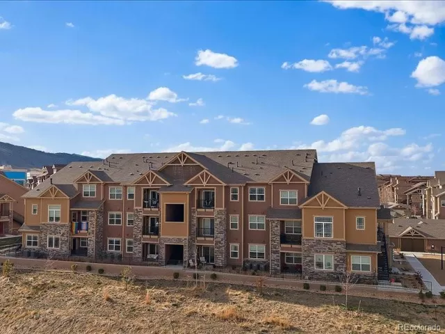 MLS: 2774912 Condo For Sale