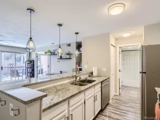 Photo #6: 2775119 Listing