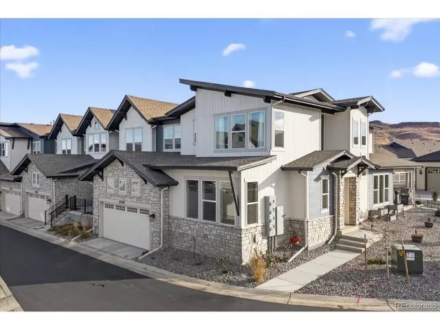 MLS: 2776769 Condo For Sale