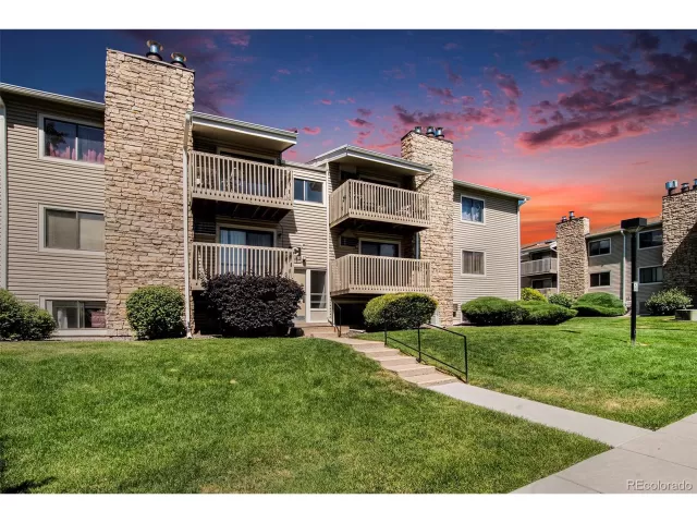 MLS: 2780608 Condo For Sale