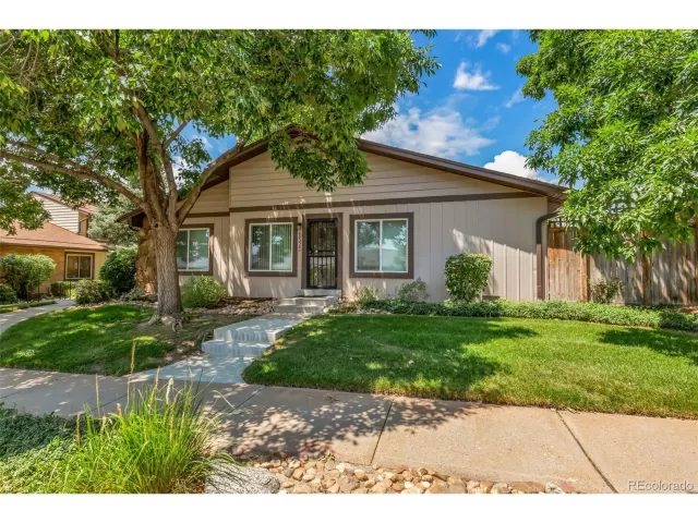 MLS: 2795088 Condo For Sale