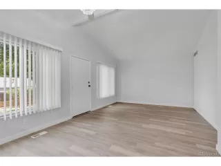Photo #4: 2795088 Listing