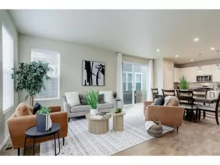 Photo #4: 2796962 Listing