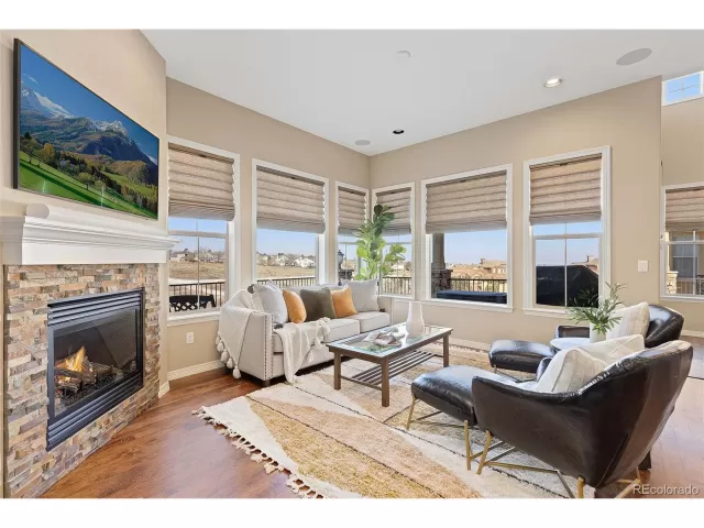 MLS: 2797490 Condo For Sale