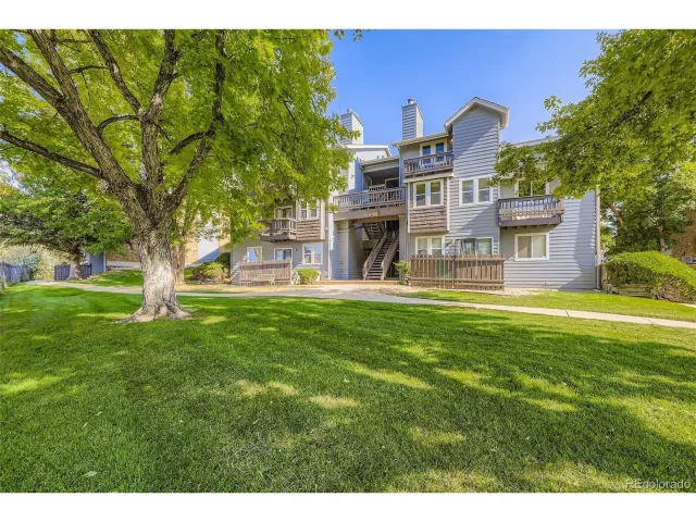 MLS: 2799578 Condo For Sale
