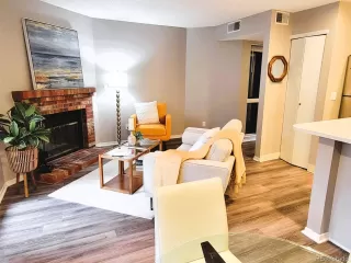 Photo #3: 2800928 Listing