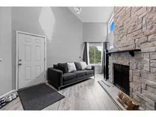 Photo #2: 2802257 Listing