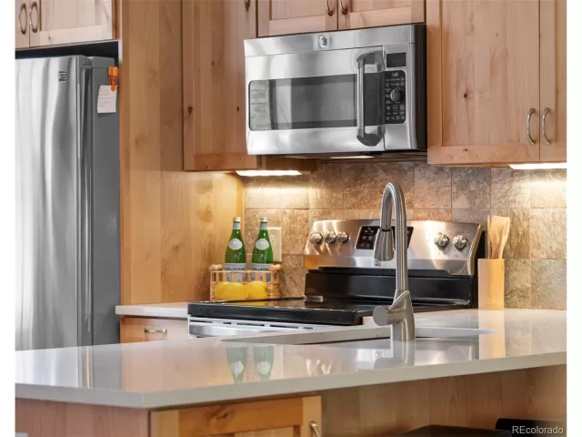 MLS: 2803504 Condo For Sale