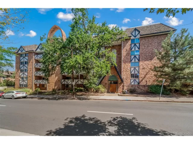 MLS: 2805642 Condo For Sale