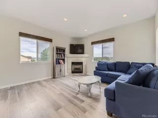 Photo #4: 2806165 Listing