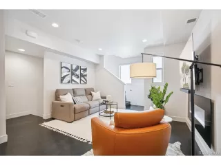 Photo #4: 2806184 Listing