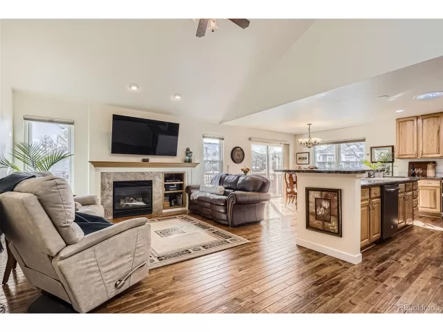 MLS: 2809041 Condo For Sale