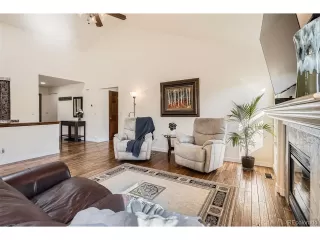 Photo #4: 2809041 Listing 