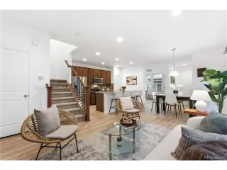 Photo #3: 2814413 Listing