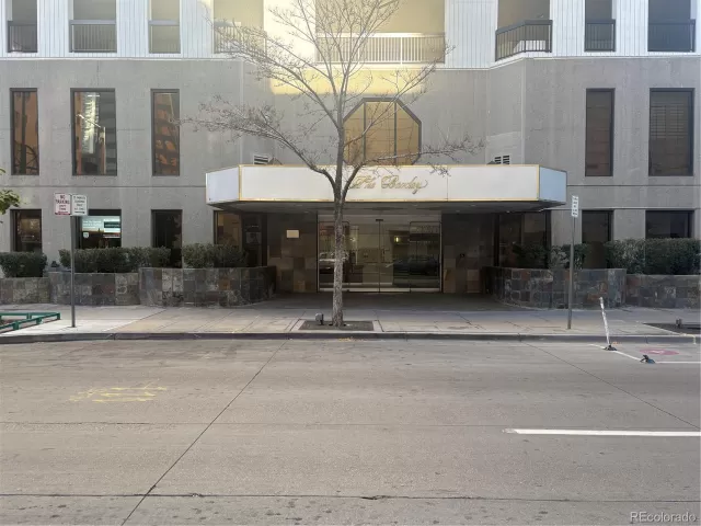 MLS: 2817276 Condo For Sale