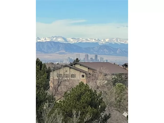 MLS: 2818803 Condo For Sale