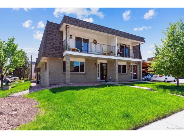 MLS: 2819776 Condo For Sale