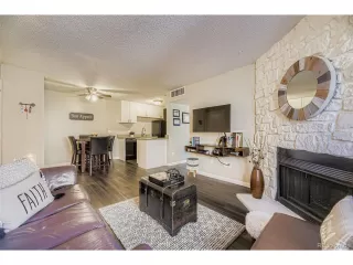 Photo #6: 2821007 Listing