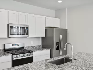 Photo #2: 2821861 Listing 