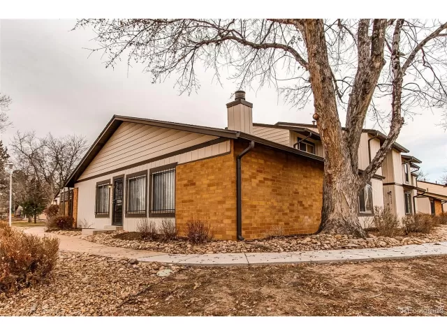 MLS: 2827212 Condo For Sale