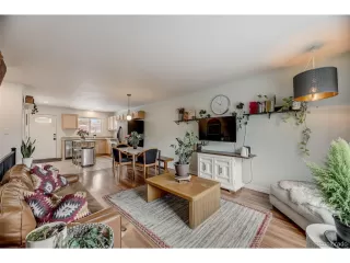 Photo #5: 2832316 Listing