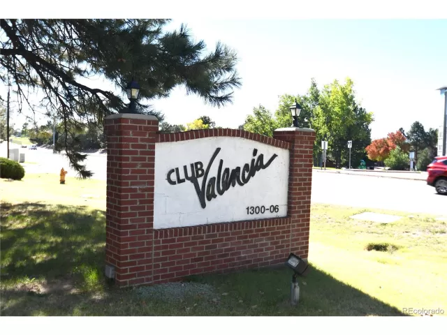 MLS: 2833186 Condo For Sale