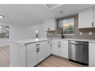 Photo #4: 2836388 Listing