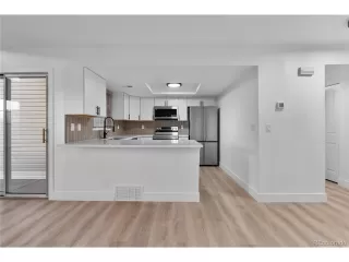 Photo #6: 2836388 Listing