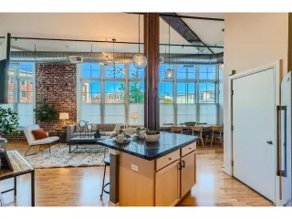 Photo #3: 2844656 Listing 