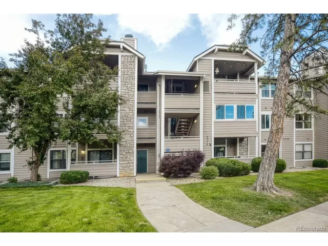 MLS: 2847980 Condo For Sale