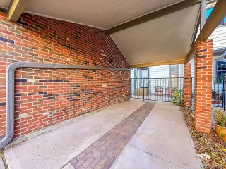 Photo #2: 2852655 Listing 