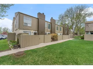 Photo #2: 2852756 Listing