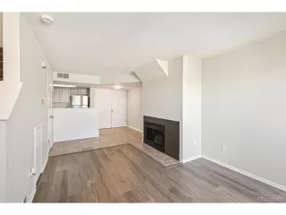 Photo #5: 2861989 Listing