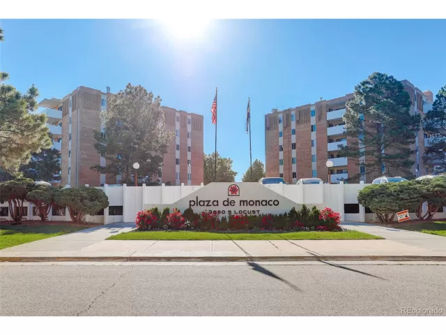 MLS: 2862920 Condo For Sale