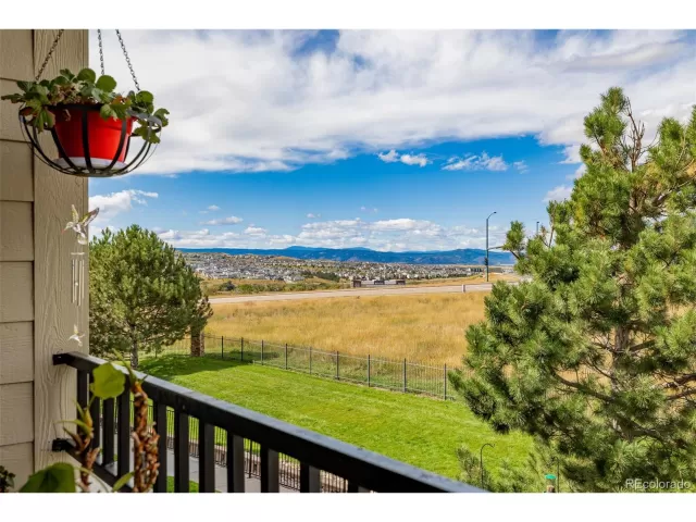 MLS: 2871028 Condo For Sale