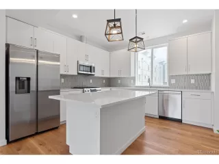 More Details about MLS # 2873976 : 8711 E HAMPDEN AVE 22 DENVER CO 80231