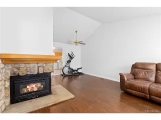 Photo #5: 2879999 Listing