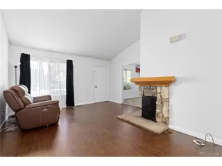 Photo #6: 2879999 Listing