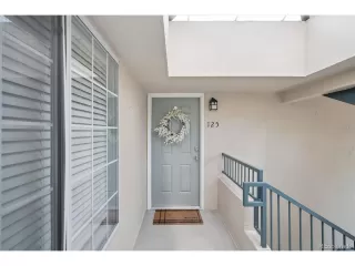 Photo #4: 2880806 Listing