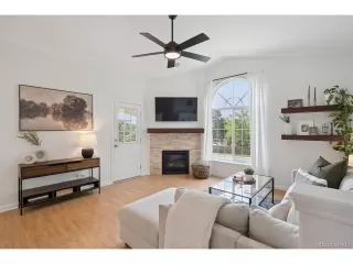 Photo #6: 2880806 Listing