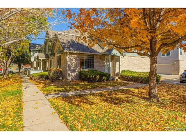 MLS: 2881168 Condo For Sale