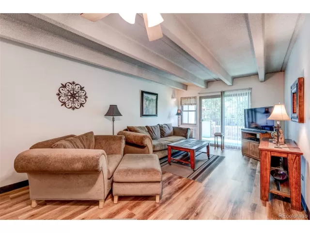 MLS: 2881362 Condo For Sale